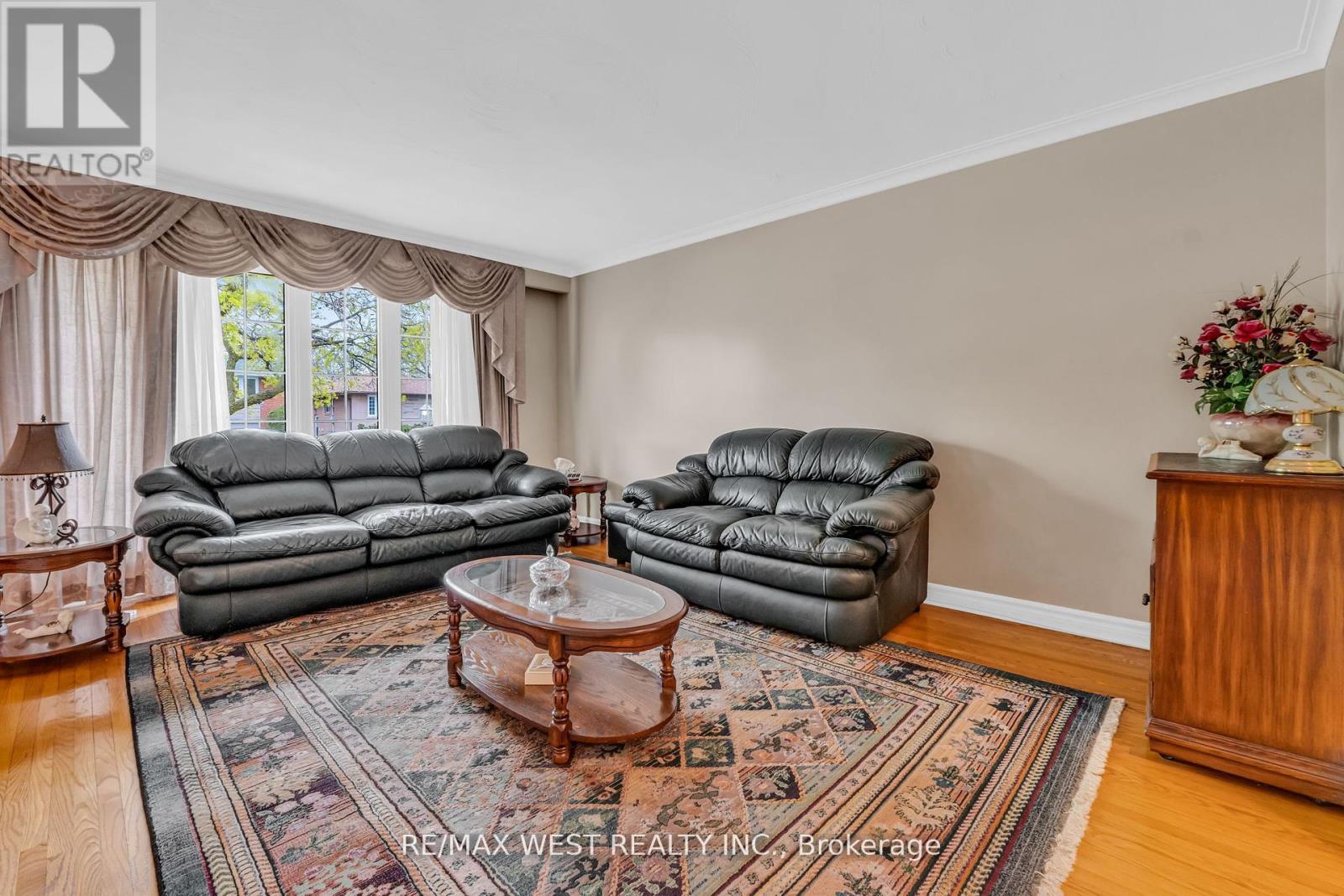 Property at 15 BREADNER DRIVE image 5