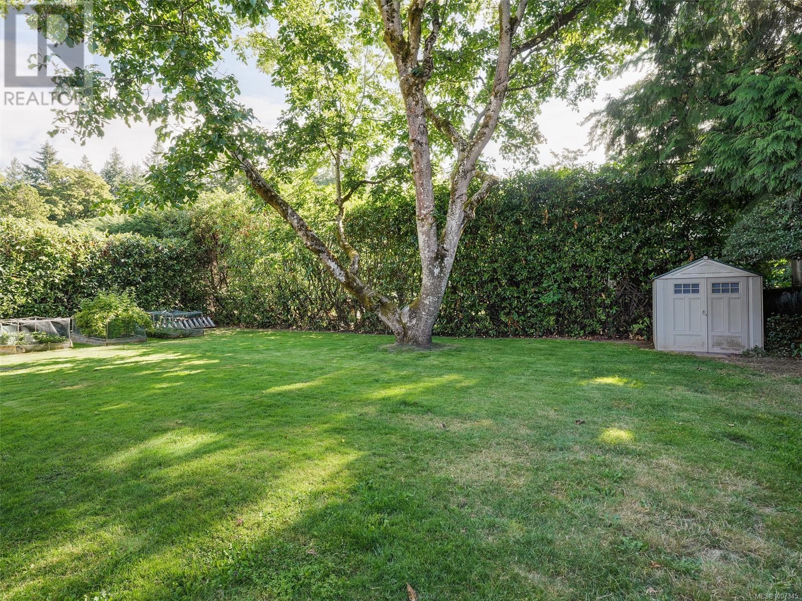 Property at 5133 Santa Clara Ave image 2