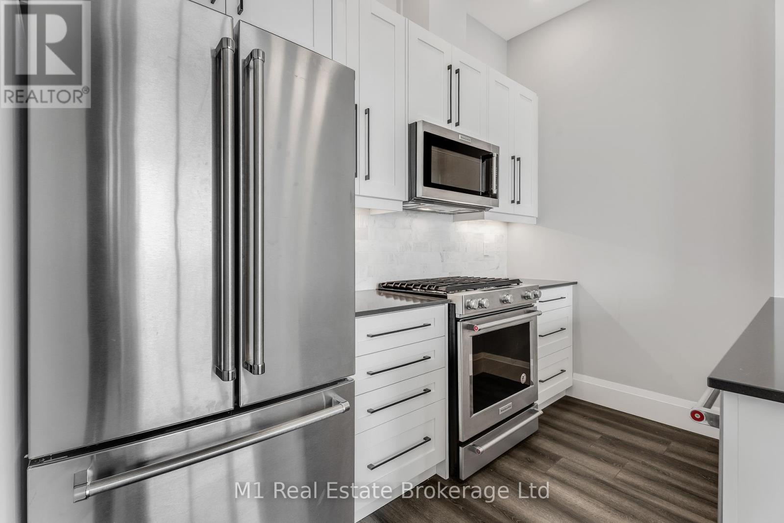 3001 - 60 Charles Street W, Kitchener, Ontario  N2G 0C9 - Photo 10 - X12286505