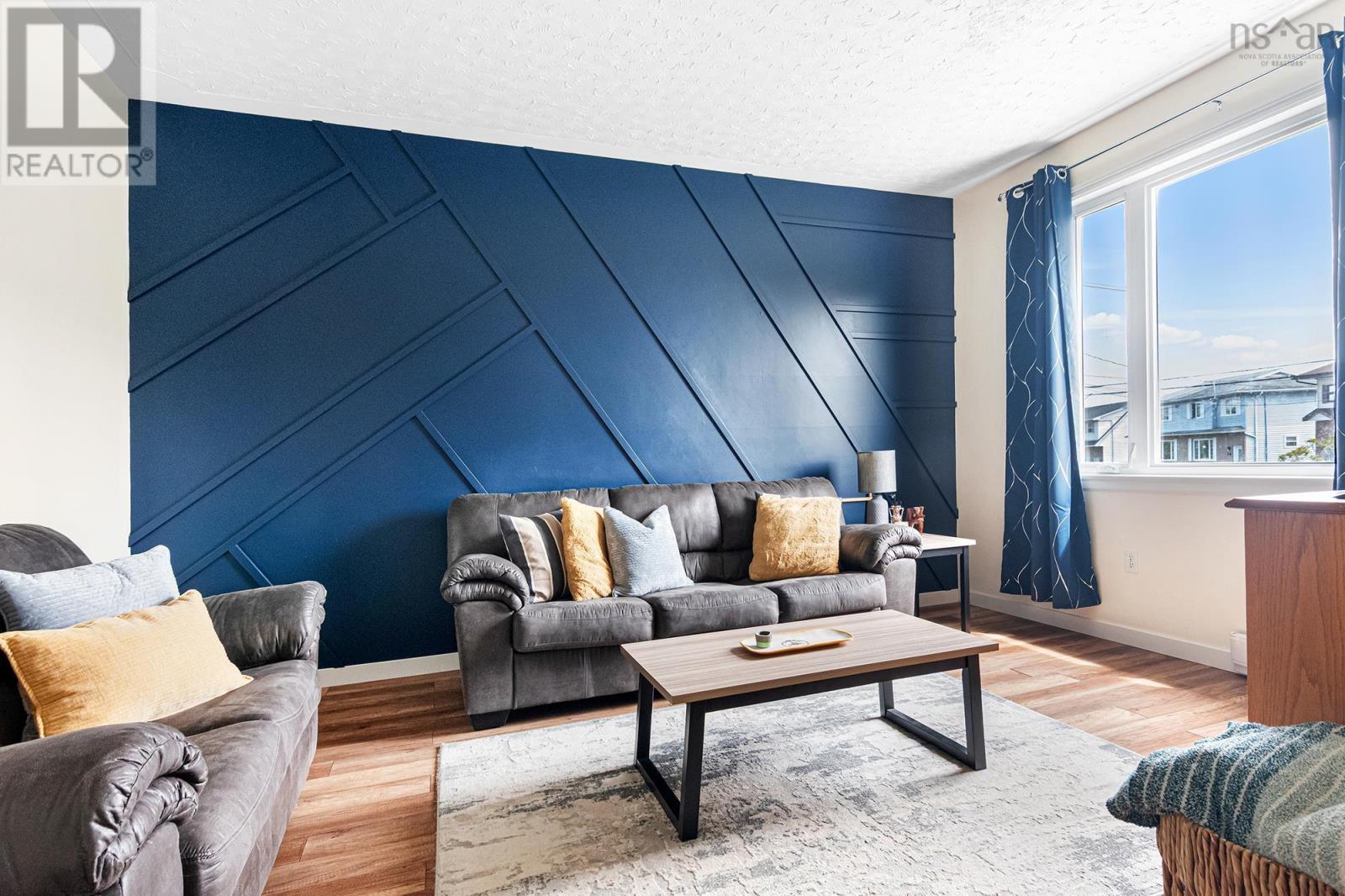 Property at 40 Ainslie Crescent image 4