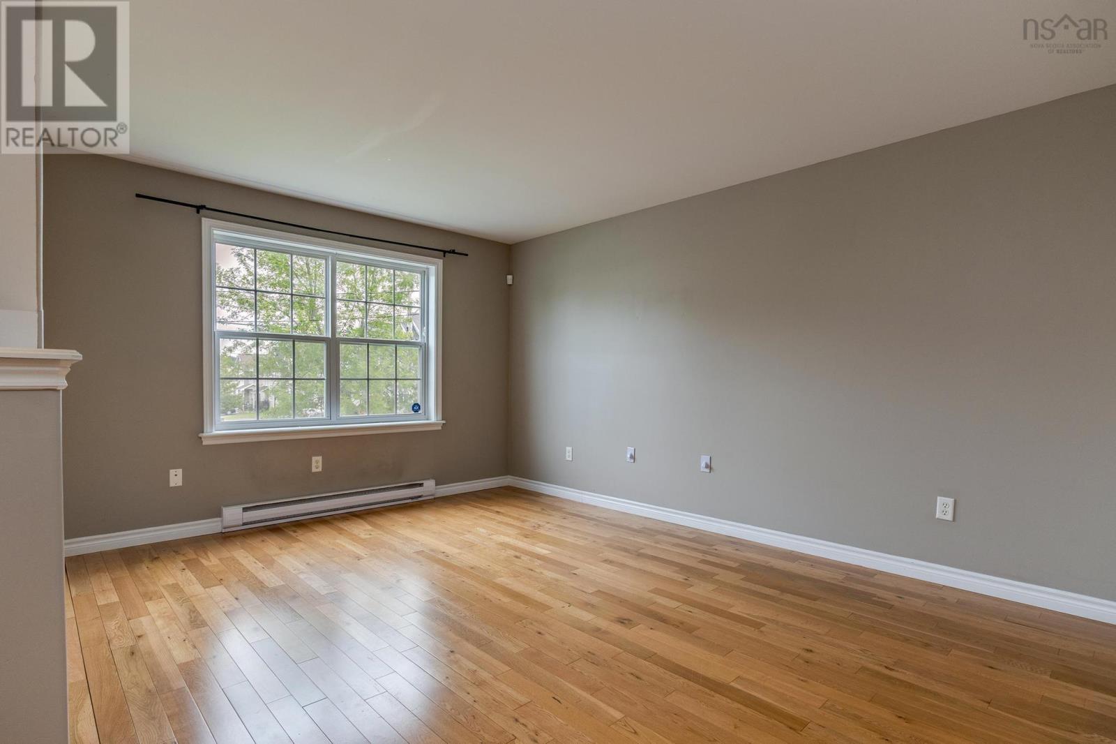 Property at 143 Governors Lake Drive image 3