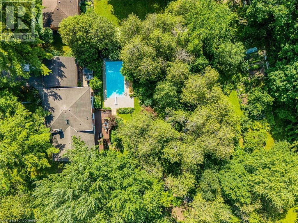 Property at 8 SUNBRIDGE Crescent image 1