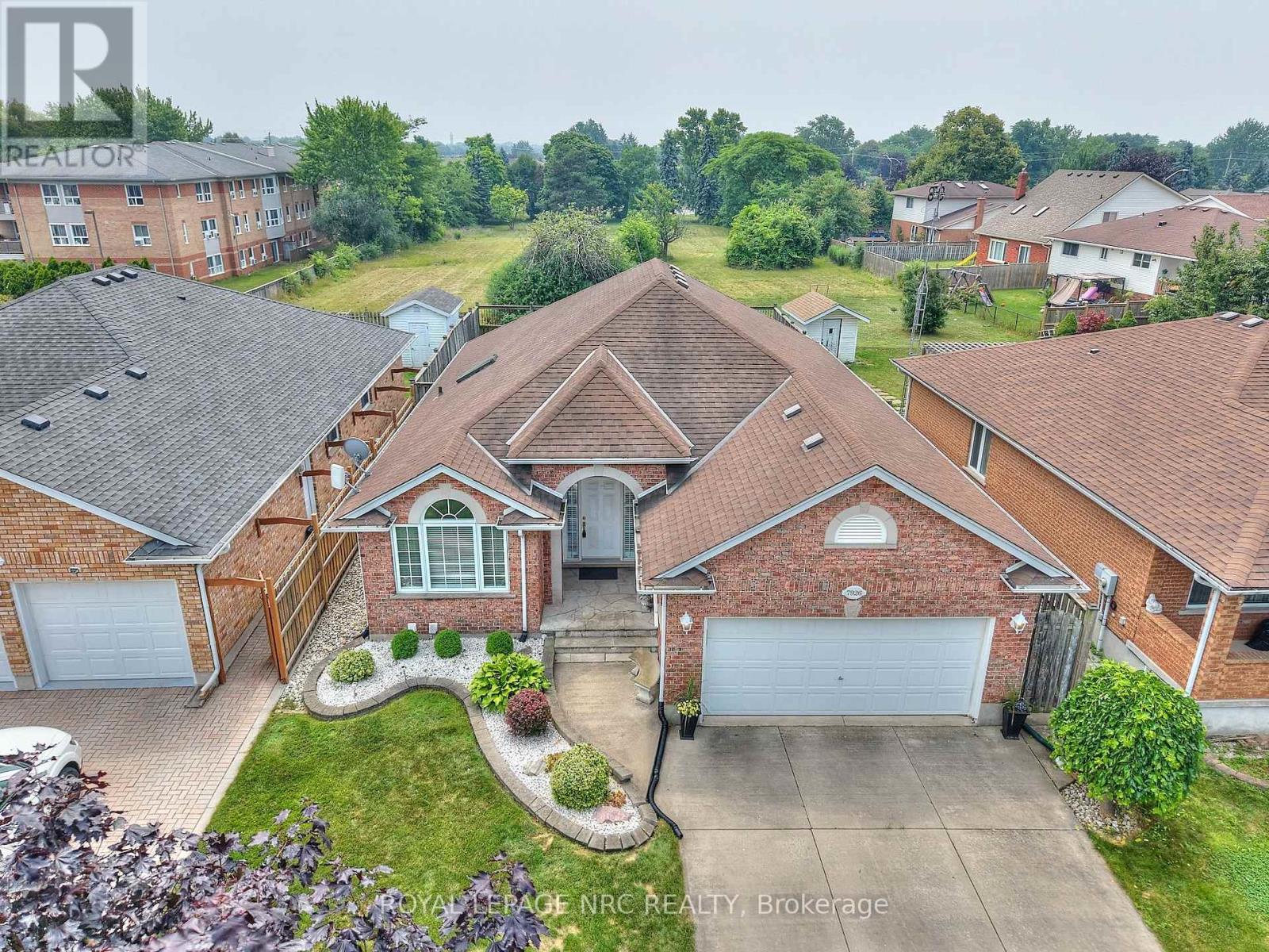 7926 FOXE DRIVE, Niagara Falls, Ontario