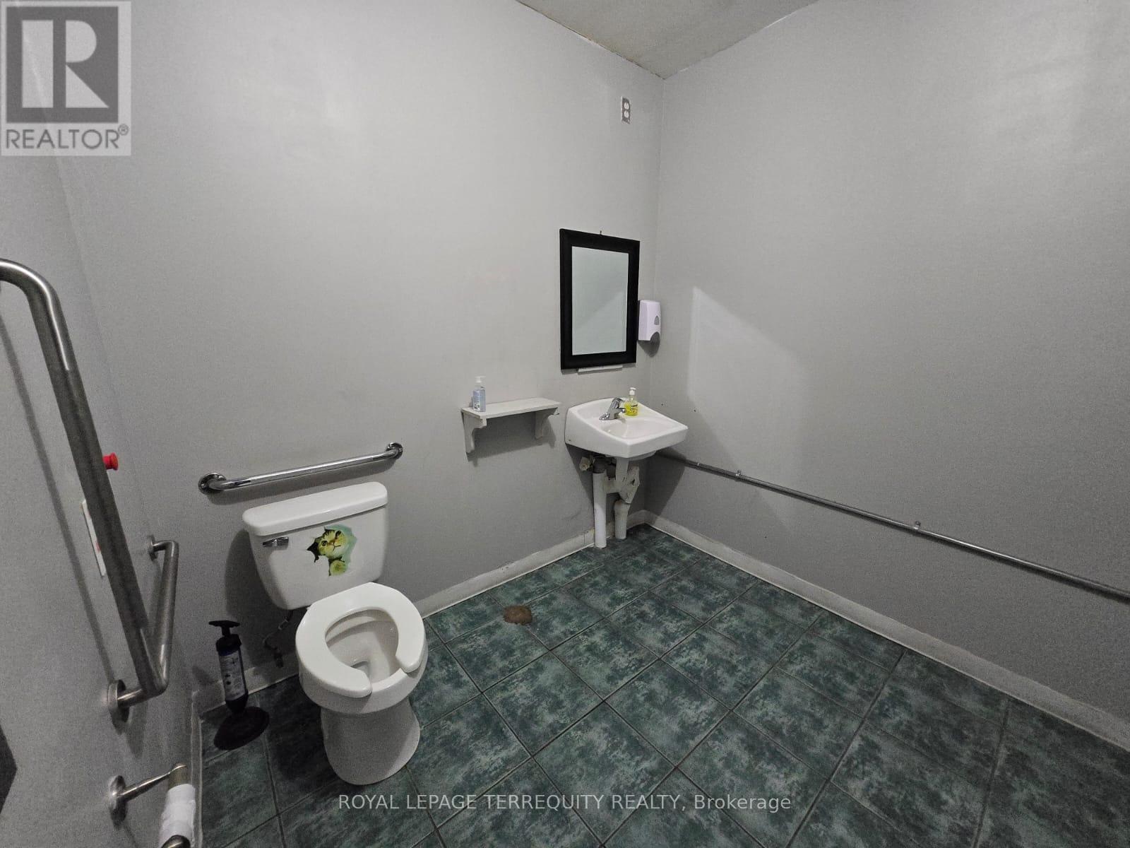 2849 Kingston Road, Toronto, Ontario  M1M 1N2 - Photo 9 - E12286556