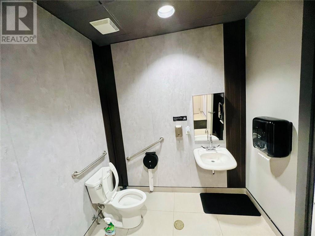 501 Mckeown Avenue Unit# Unit 3, North Bay, Ontario  P1B 9E4 - Photo 12 - 2123574