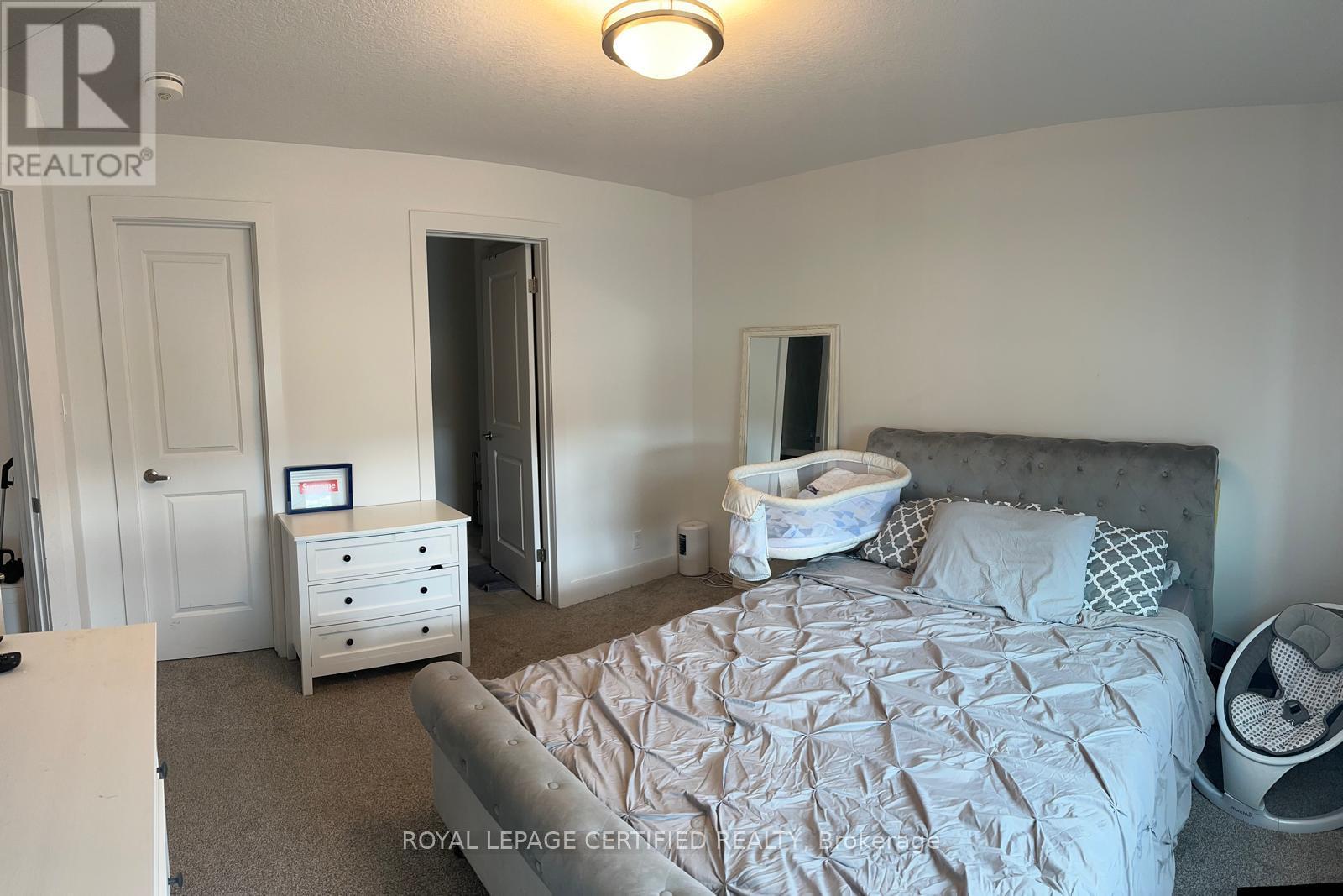 202 - 17 Centre Street, Orangeville, Ontario  L9W 2W9 - Photo 12 - W12286504