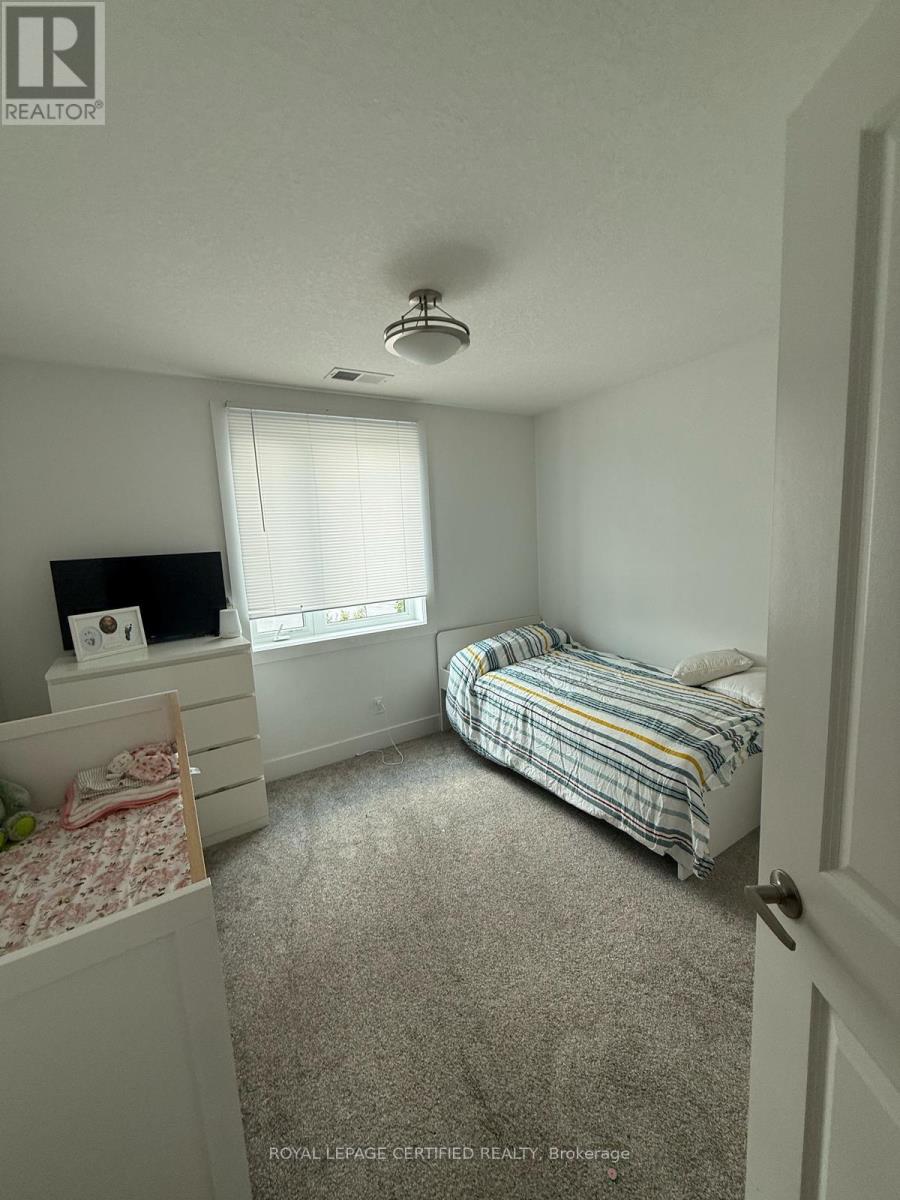 202 - 17 Centre Street, Orangeville, Ontario  L9W 2W9 - Photo 15 - W12286504