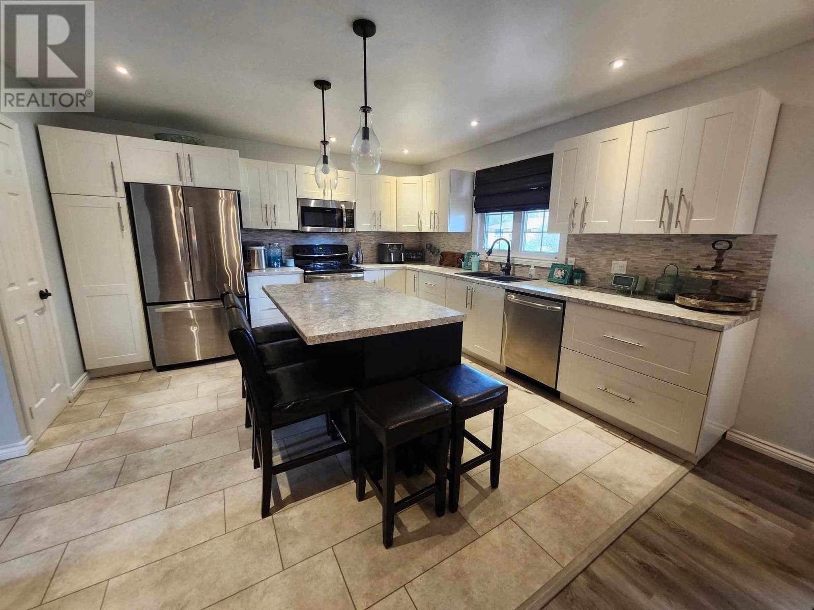 19 Eastgrove Cres, Terrace Bay, Ontario  P0T 2W0 - Photo 7 - TB240450