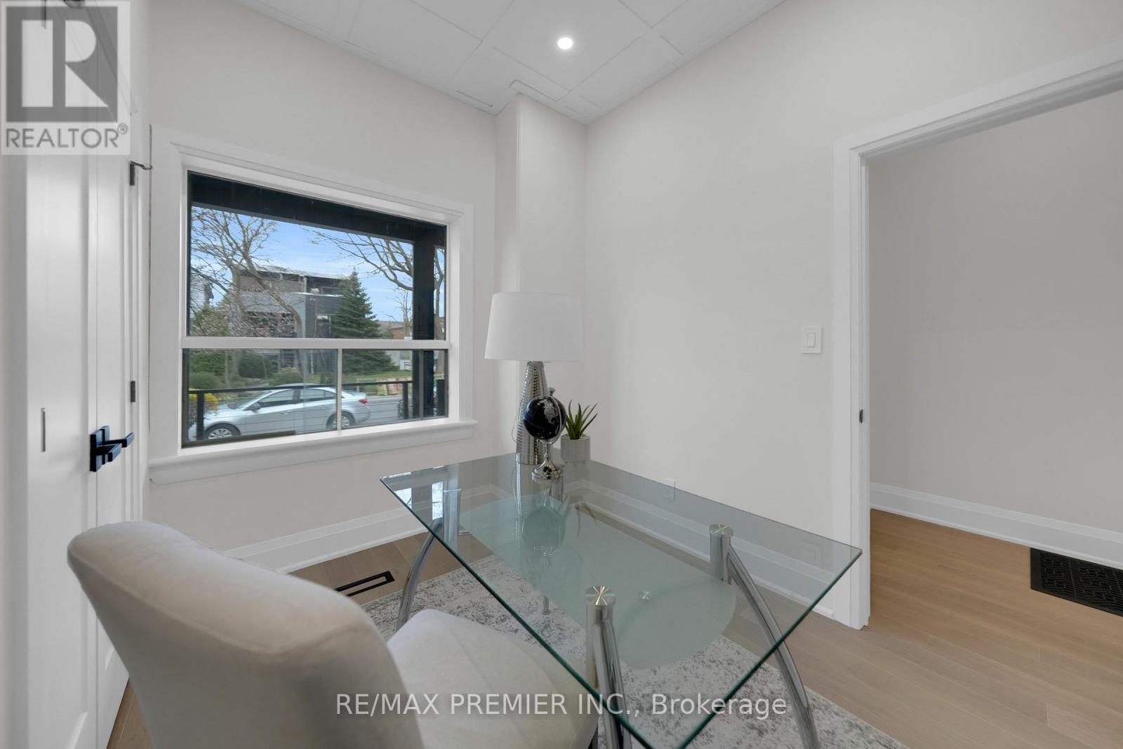 388 Crawford Street, Toronto, Ontario  M6J 2V9 - Photo 7 - C12286595