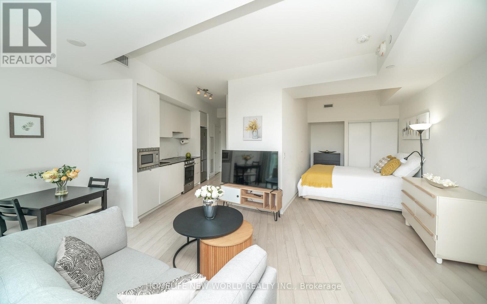 301 - 49 East Liberty Street, Toronto, Ontario  M6K 0B2 - Photo 10 - C12286652