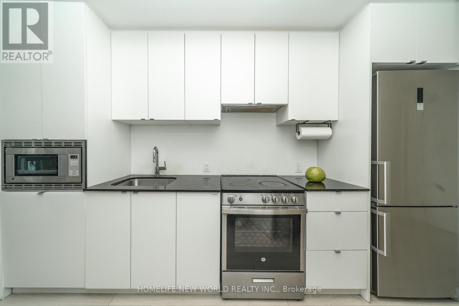 301 - 49 East Liberty Street, Toronto, Ontario  M6K 0B2 - Photo 8 - C12286652
