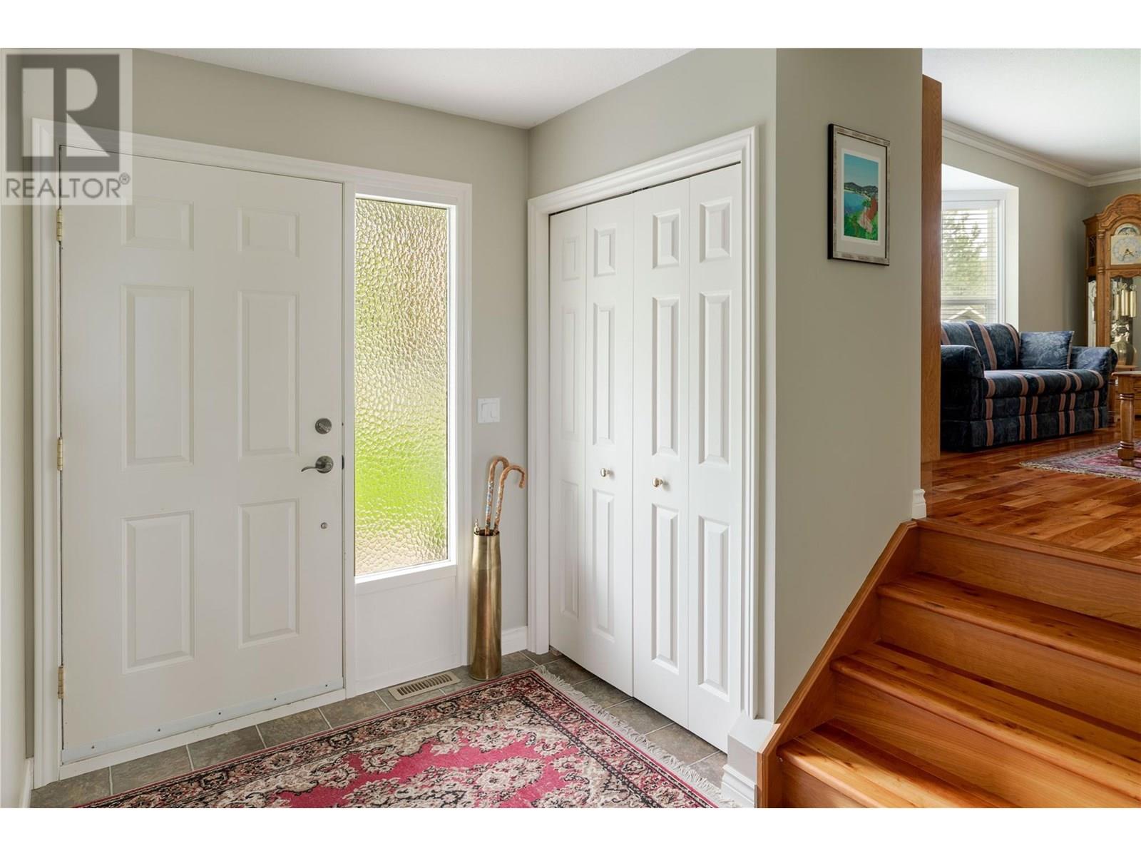 Property at 3942 Suncrest Court image 3