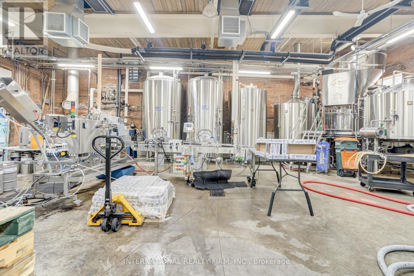 36 Wagstaff Drive, Toronto, Ontario  M4L 3W9 - Photo 16 - E12286610