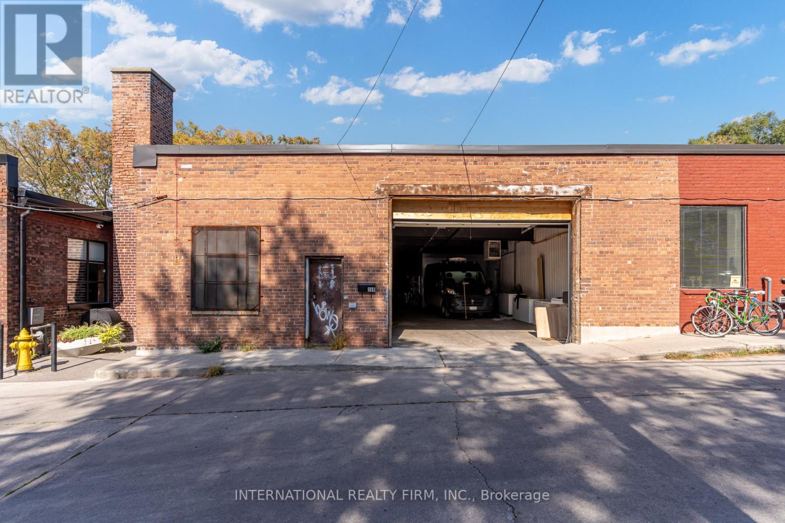 36 Wagstaff Drive, Toronto, Ontario  M4L 3W9 - Photo 21 - E12286610