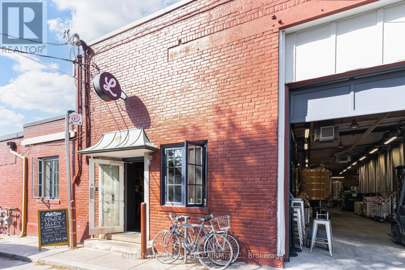 36 Wagstaff Drive, Toronto, Ontario  M4L 3W9 - Photo 5 - E12286610