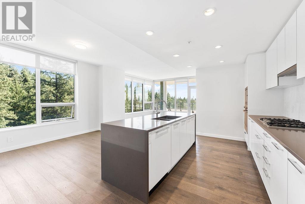 Property at 1108 3487 BINNING ROAD image 2