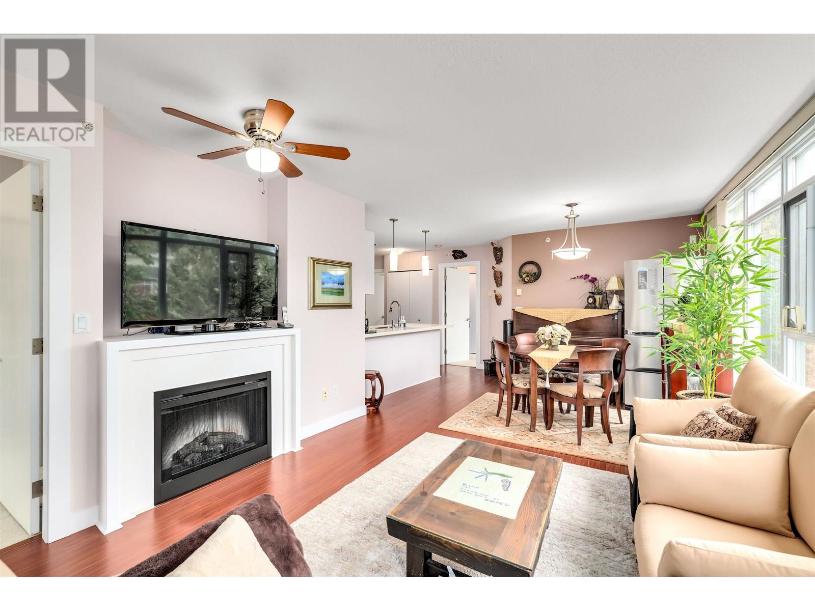 303 7090 Edmonds Street, Burnaby, British Columbia  V3N 0C6 - Photo 5 - R3026934