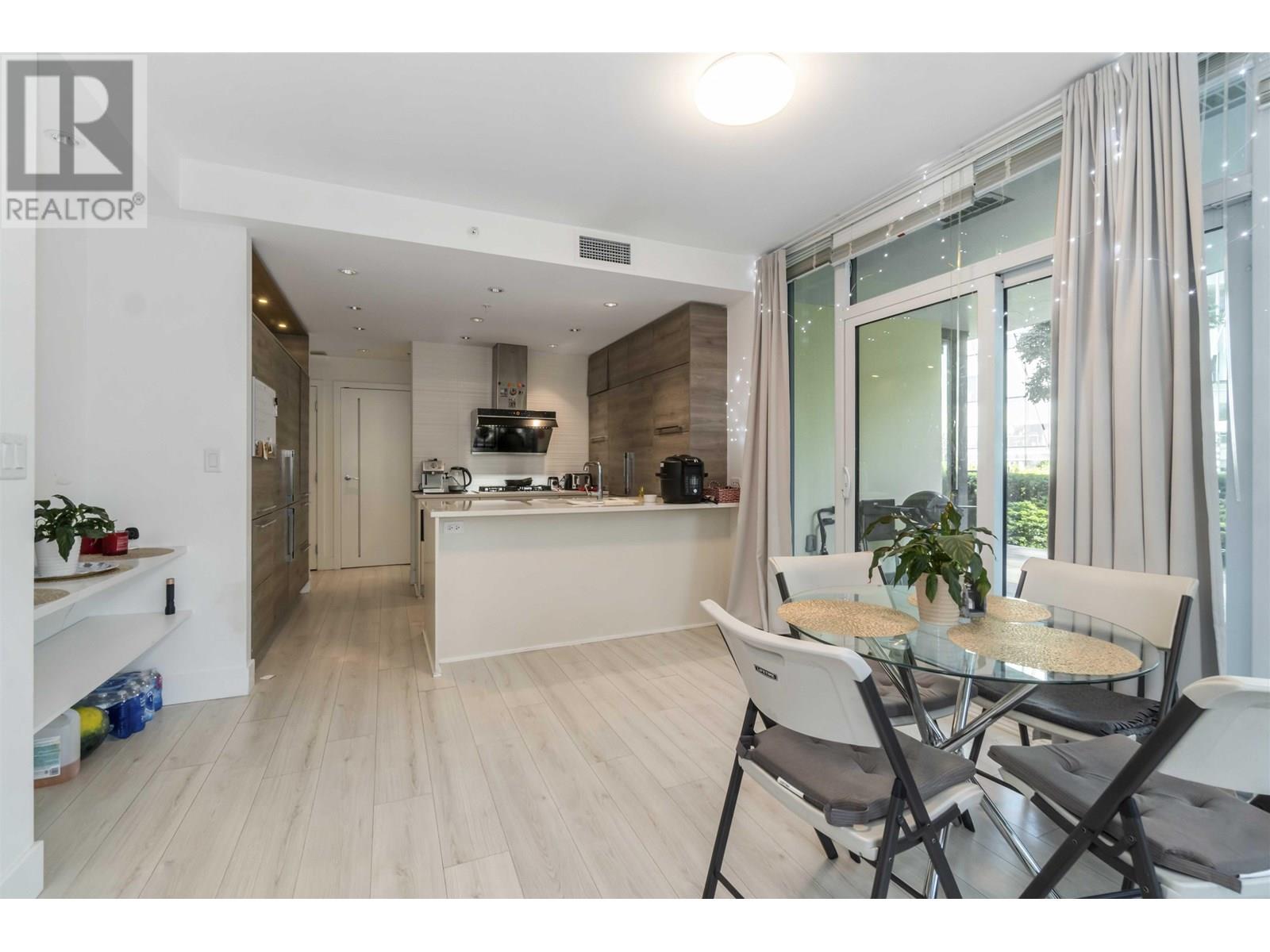 402 7388 Kingsway, Burnaby, British Columbia  V3N 0G9 - Photo 19 - R3027017