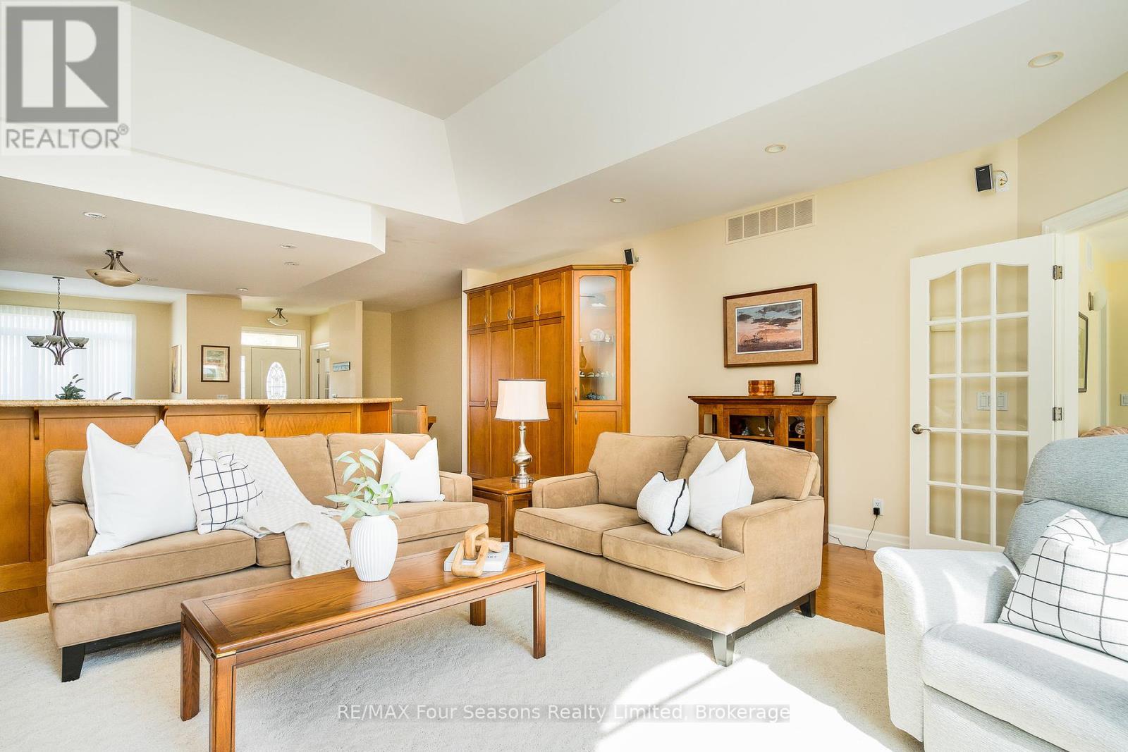 150 Brooker Boulevard, Blue Mountains, Ontario  L9Y 0M2 - Photo 16 - X12286265