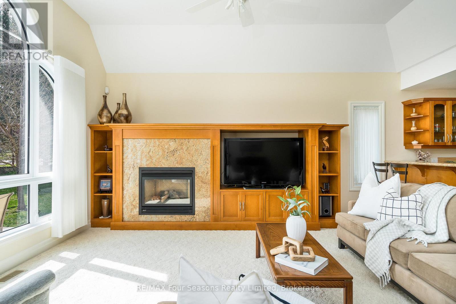 150 Brooker Boulevard, Blue Mountains, Ontario  L9Y 0M2 - Photo 17 - X12286265
