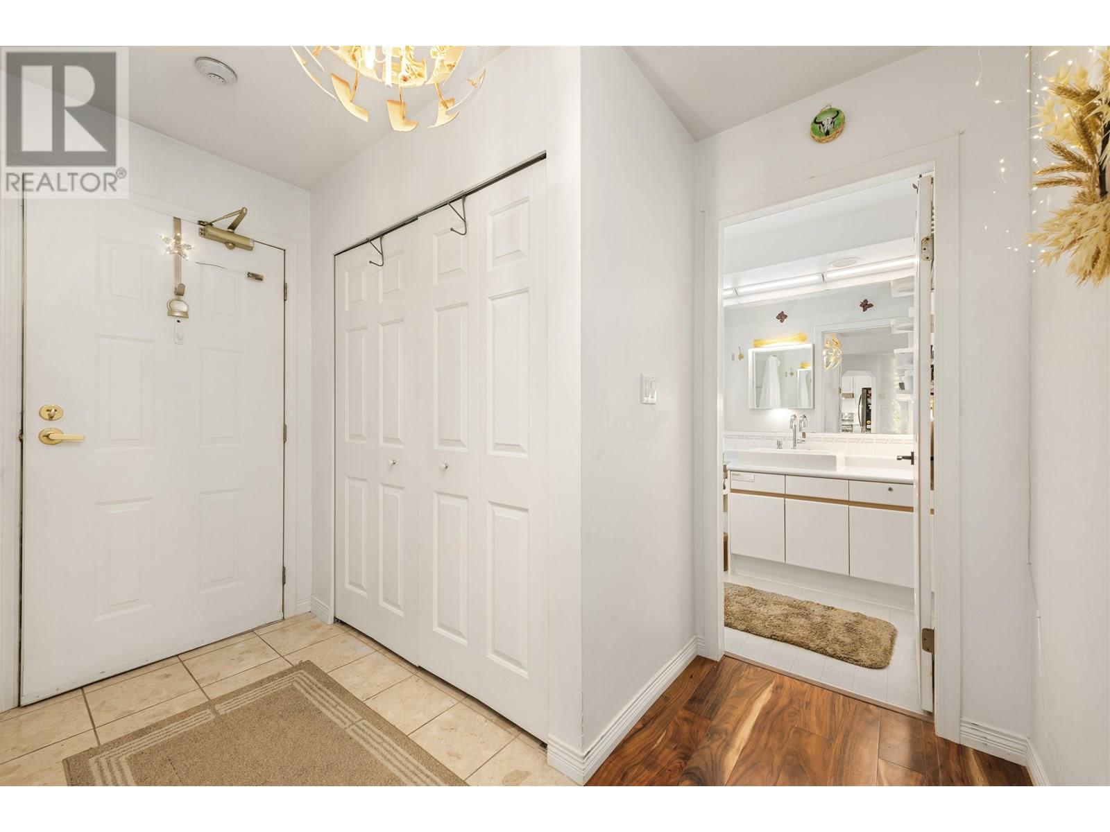 421 6707 Southpoint Drive, Burnaby, British Columbia  V3N 4V8 - Photo 19 - R3027144