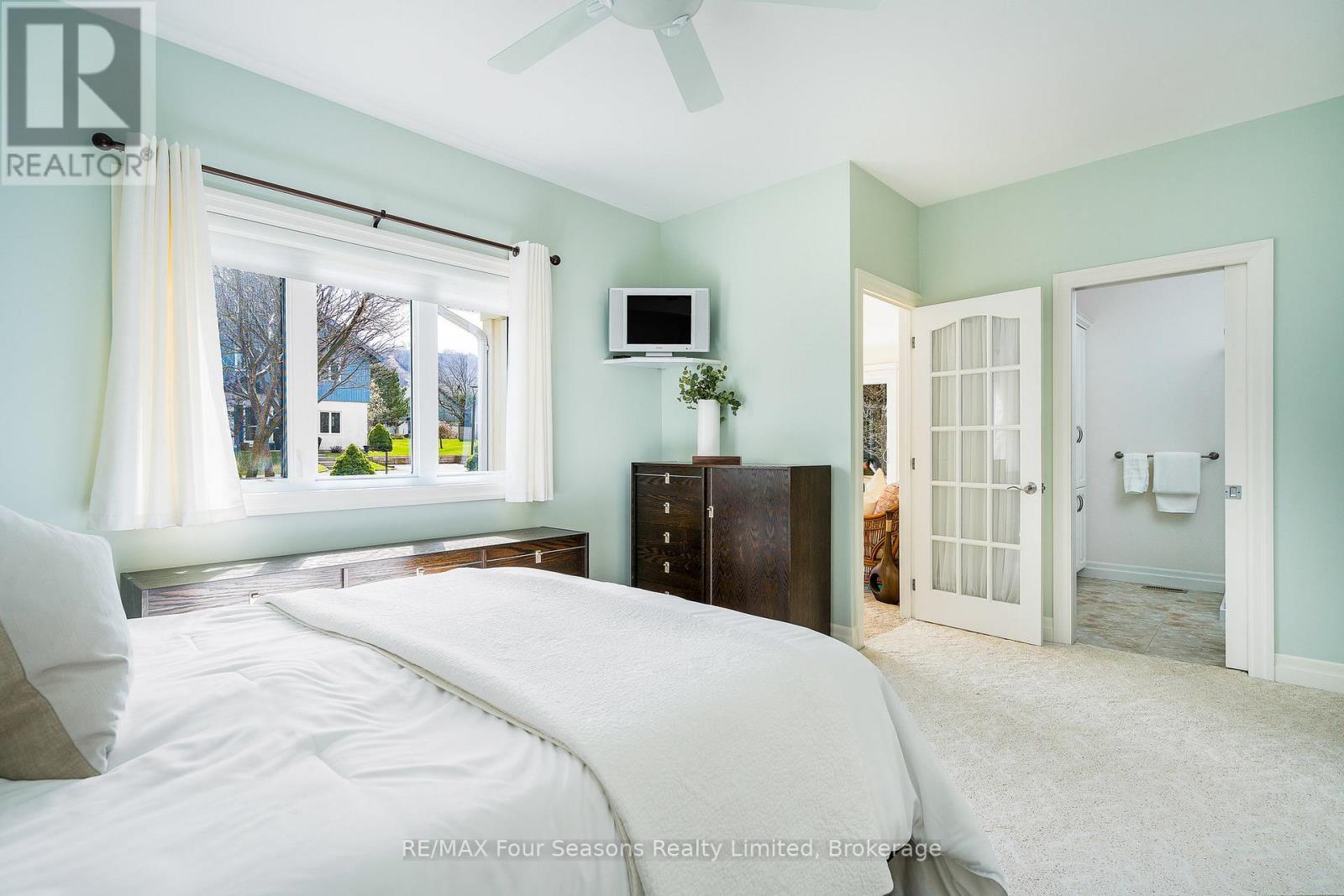 150 Brooker Boulevard, Blue Mountains, Ontario  L9Y 0M2 - Photo 24 - X12286265