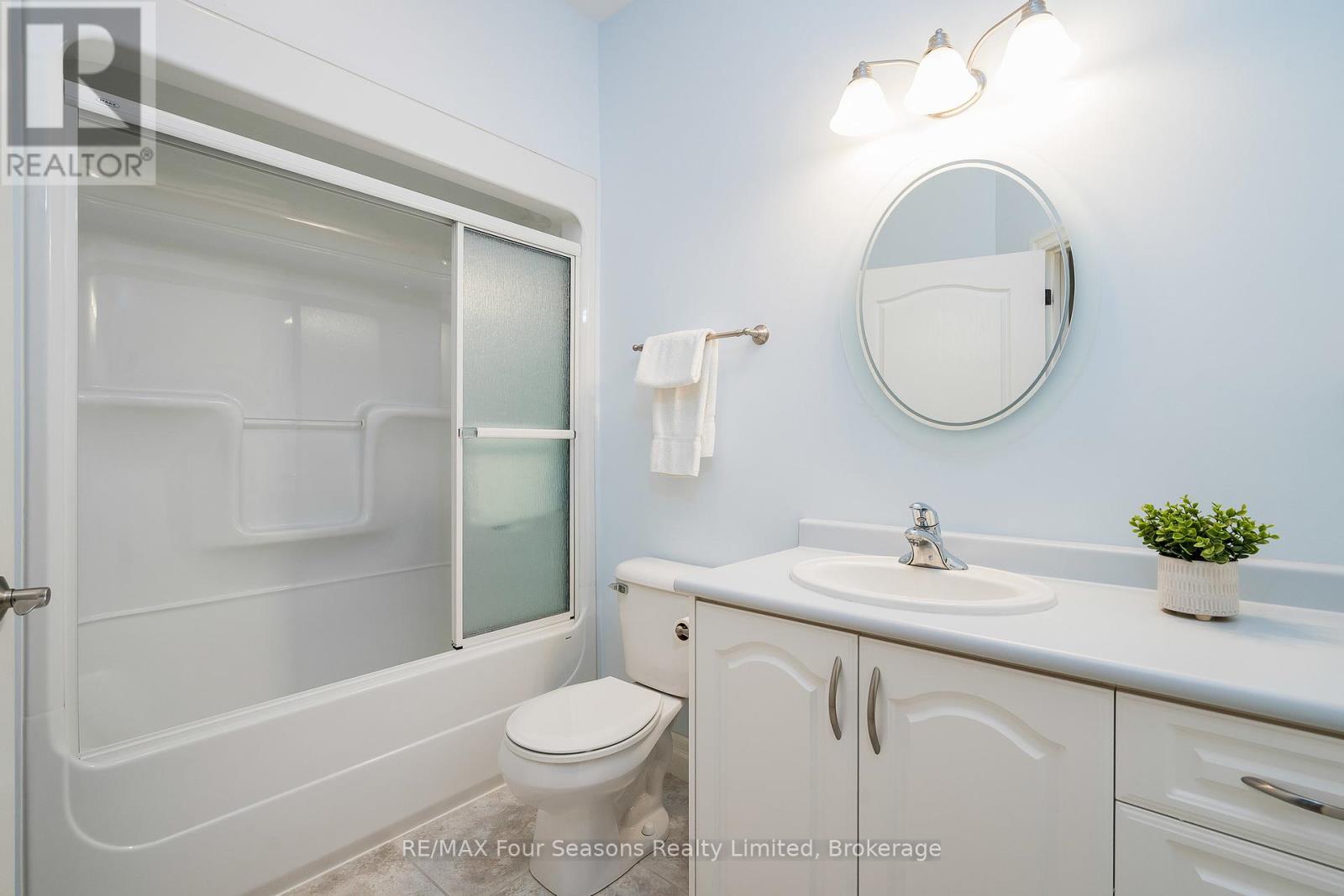150 Brooker Boulevard, Blue Mountains, Ontario  L9Y 0M2 - Photo 28 - X12286265