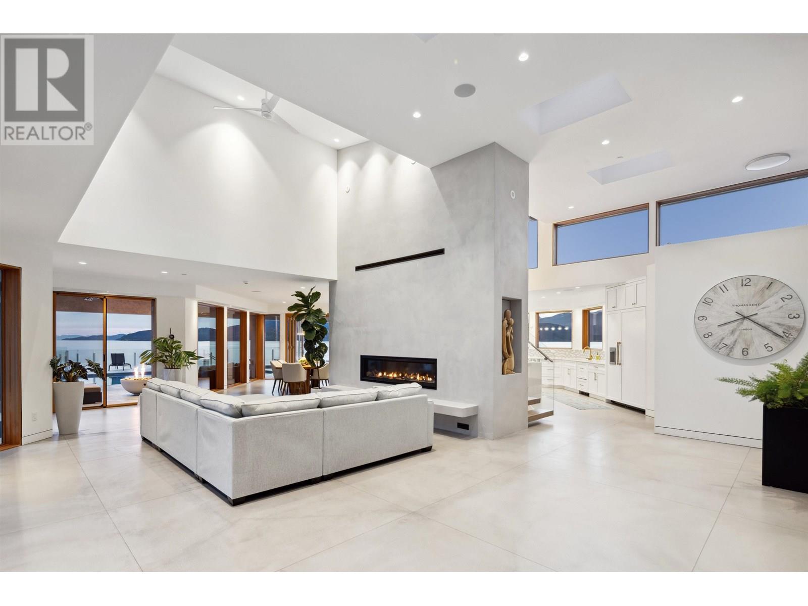 15 Brunswick Beach Road, Lions Bay, British Columbia  V0N 2E0 - Photo 11 - R3026927