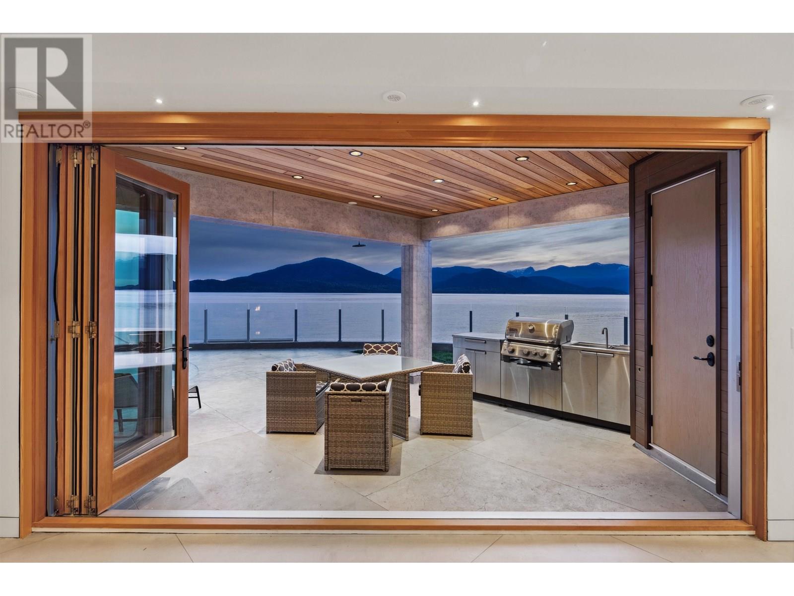 15 Brunswick Beach Road, Lions Bay, British Columbia  V0N 2E0 - Photo 15 - R3026927