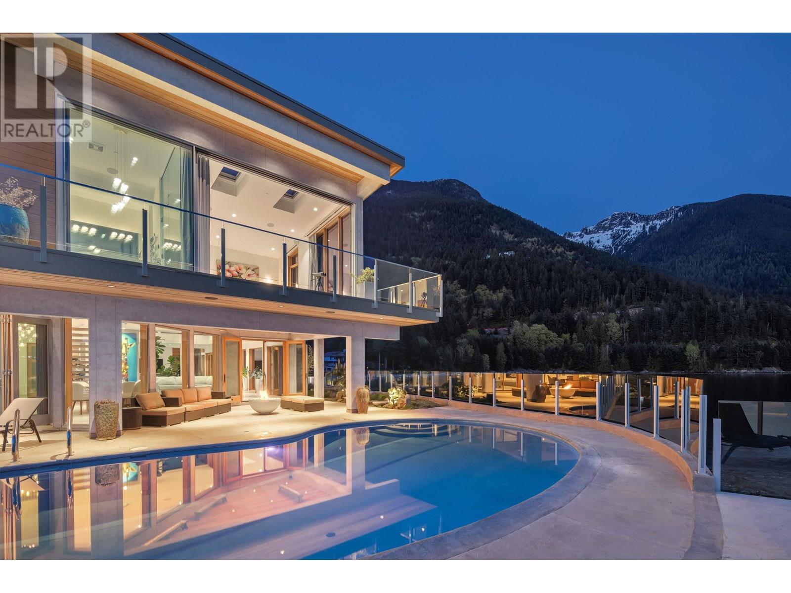 15 Brunswick Beach Road, Lions Bay, British Columbia  V0N 2E0 - Photo 4 - R3026927