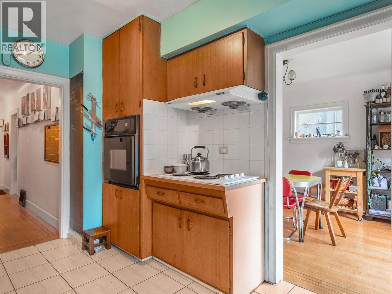 1956-1958 W 12th Avenue, Vancouver, British Columbia  V6J 2E9 - Photo 9 - R3026968