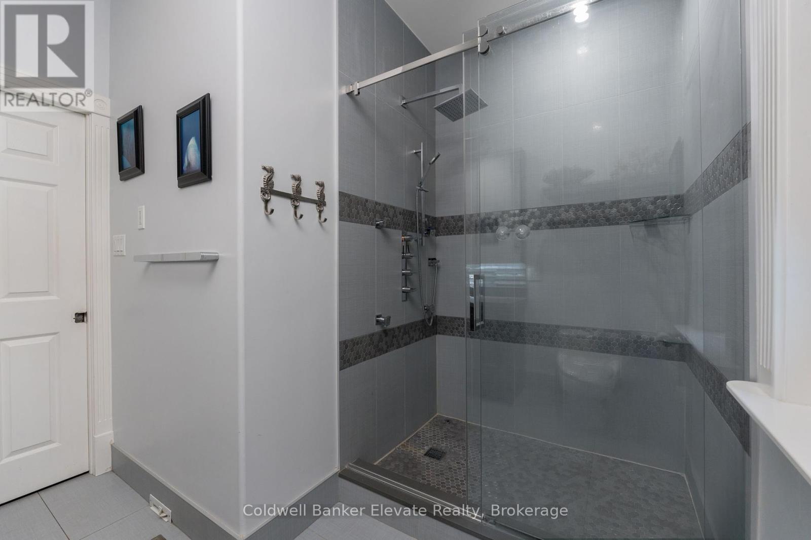 4 Abbitt Crescent, Halton Hills, Ontario  L7A 1A6 - Photo 28 - W12286619