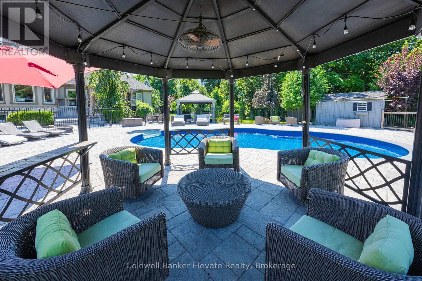 4 Abbitt Crescent, Halton Hills, Ontario  L7A 1A6 - Photo 36 - W12286619