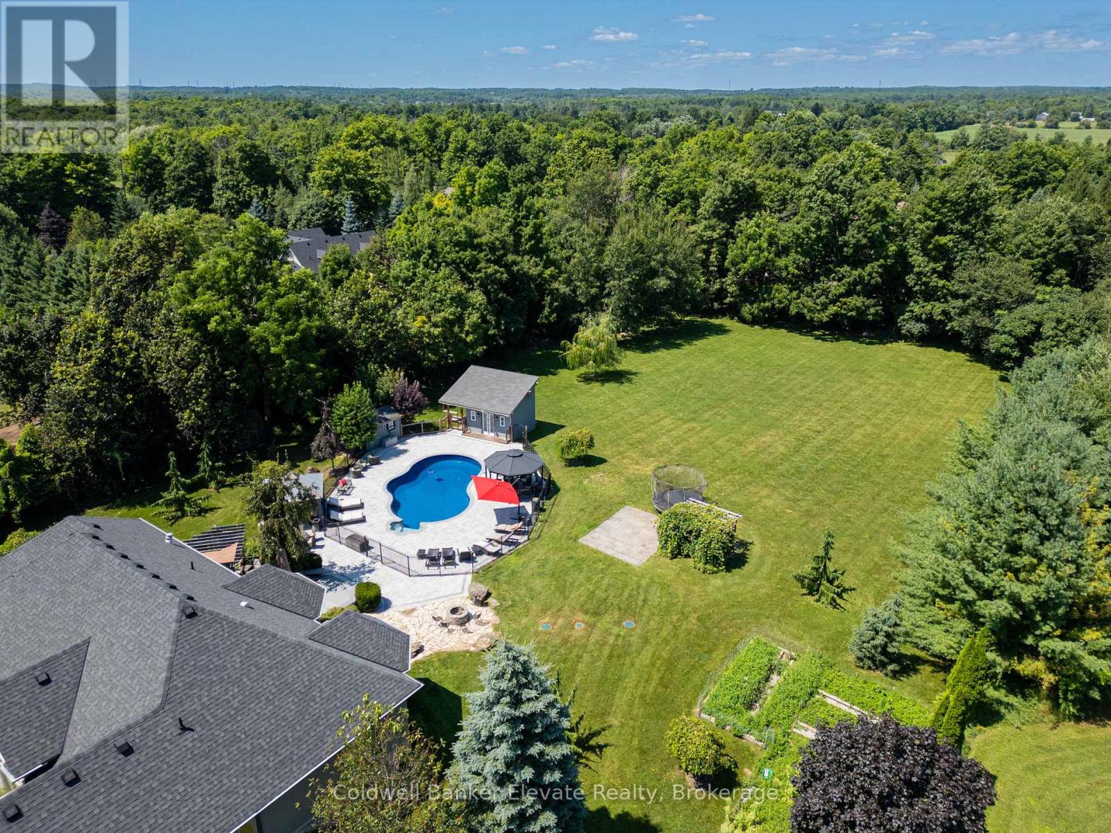 4 Abbitt Crescent, Halton Hills, Ontario  L7A 1A6 - Photo 41 - W12286619