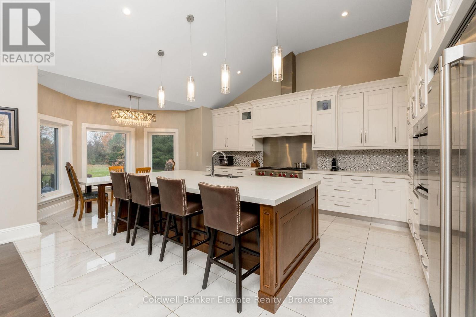 4 Abbitt Crescent, Halton Hills, Ontario  L7A 1A6 - Photo 9 - W12286619