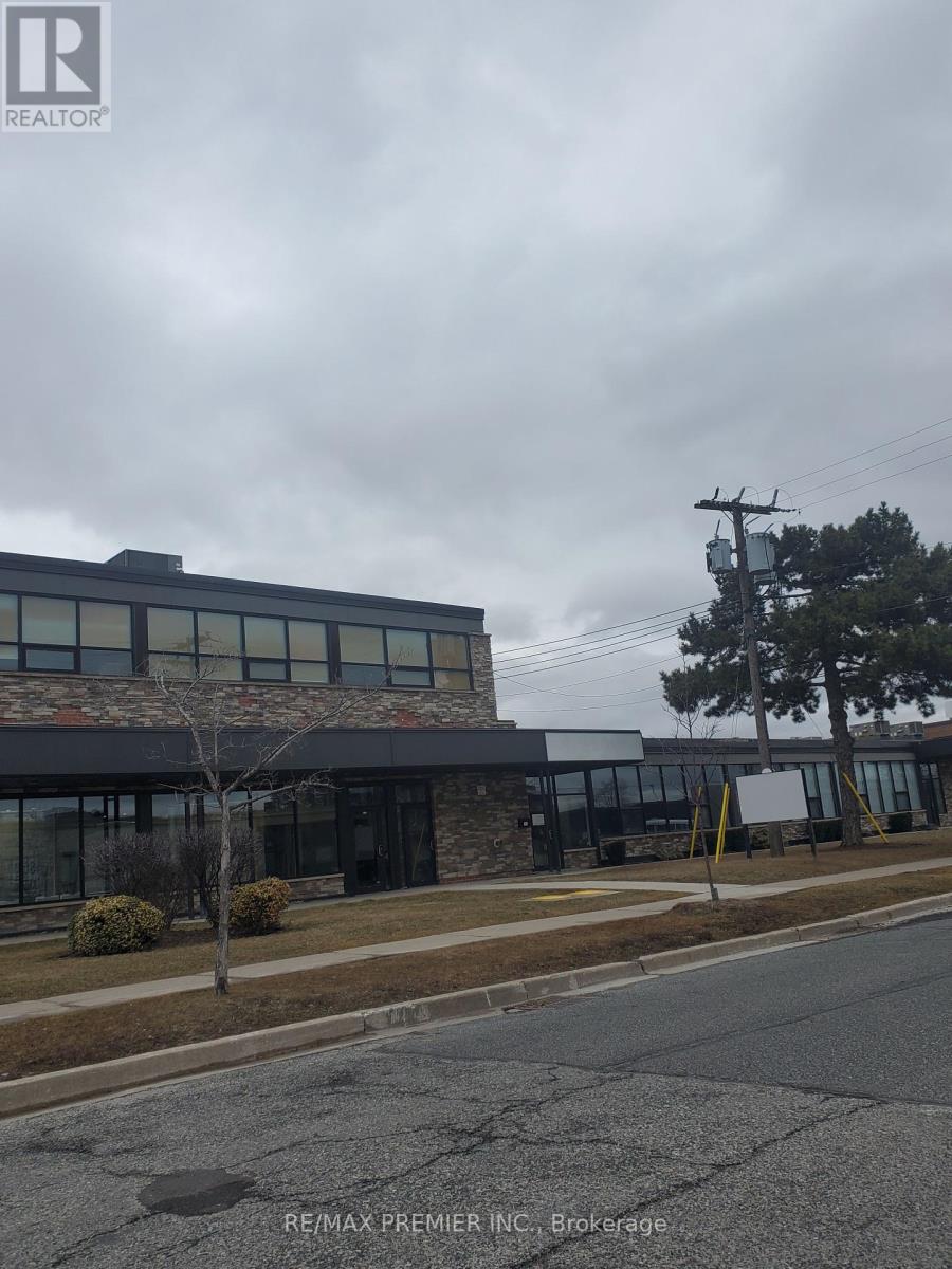 2 - 54 Samor Road, Toronto, Ontario  M6A 1J6 - Photo 2 - W12286704