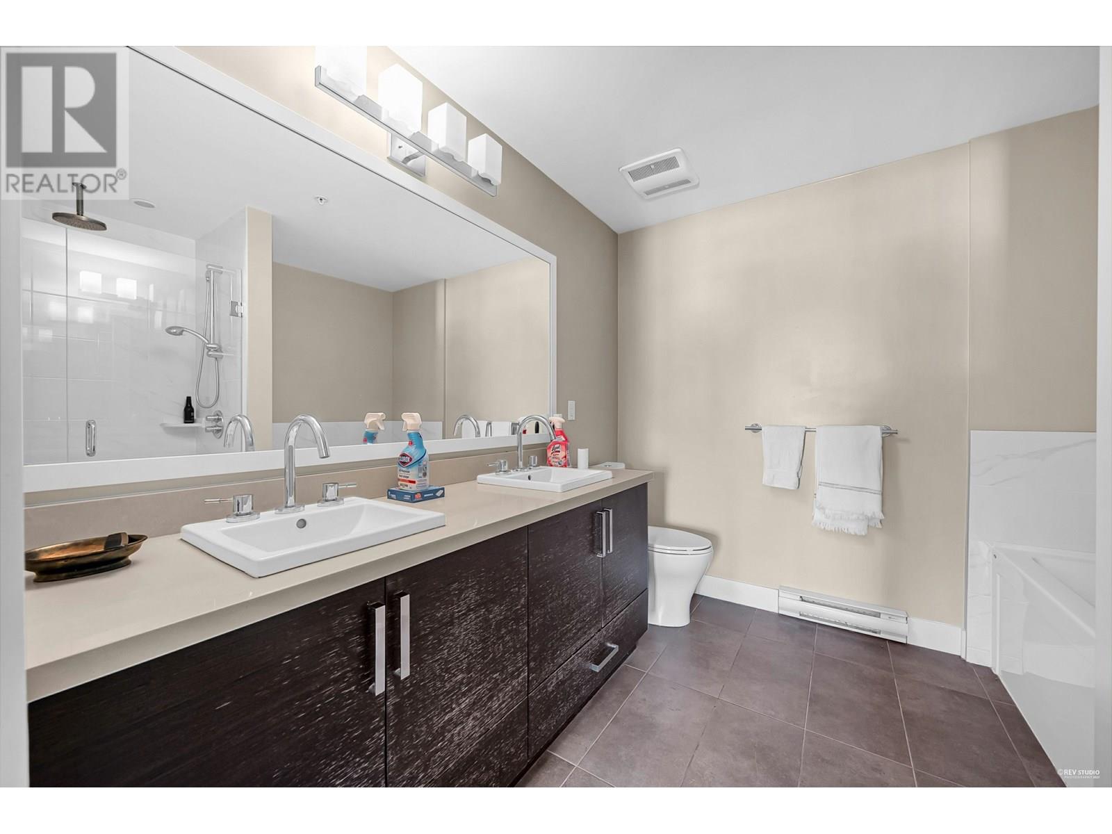 301 4710 Hastings Street, Burnaby, British Columbia  V5C 2K7 - Photo 16 - R3027125