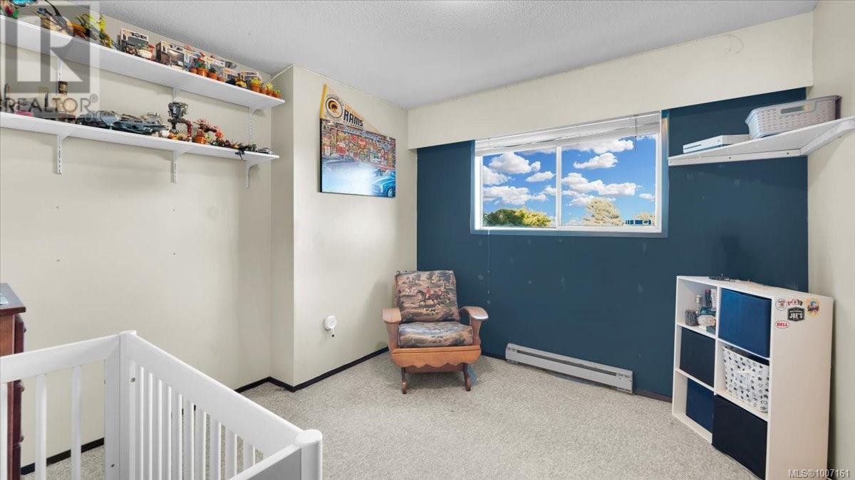 Property at 2348 French Rd N image 3