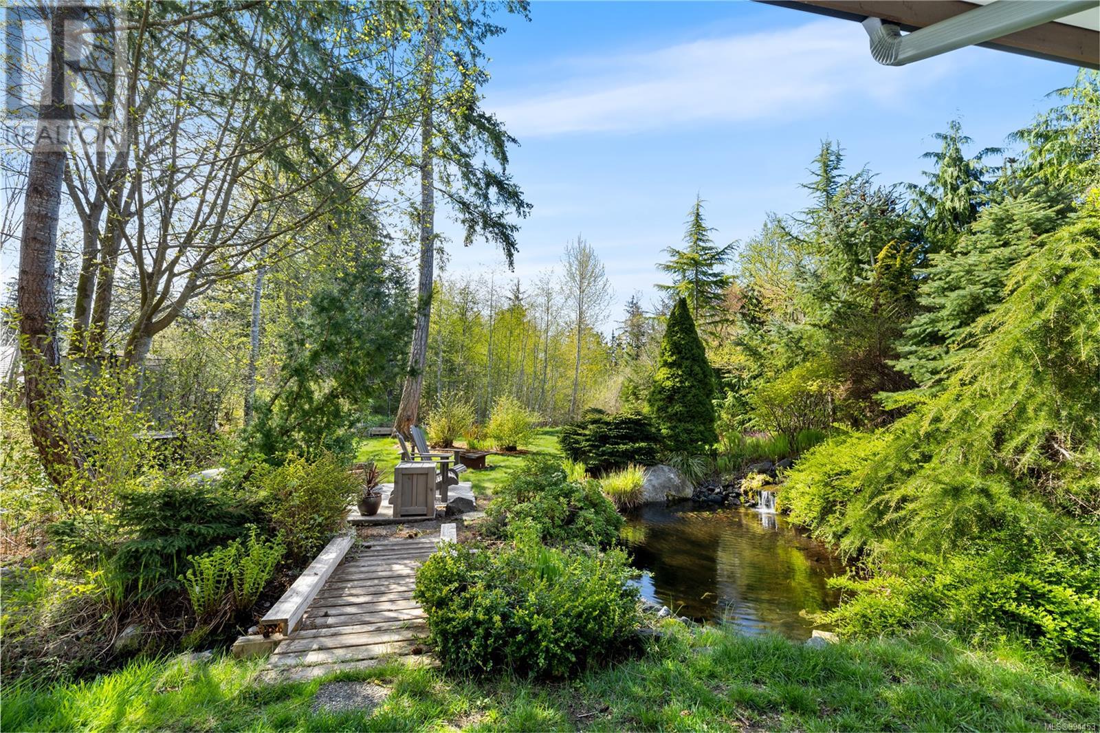 Property at 583 Nature Park Dr image 2