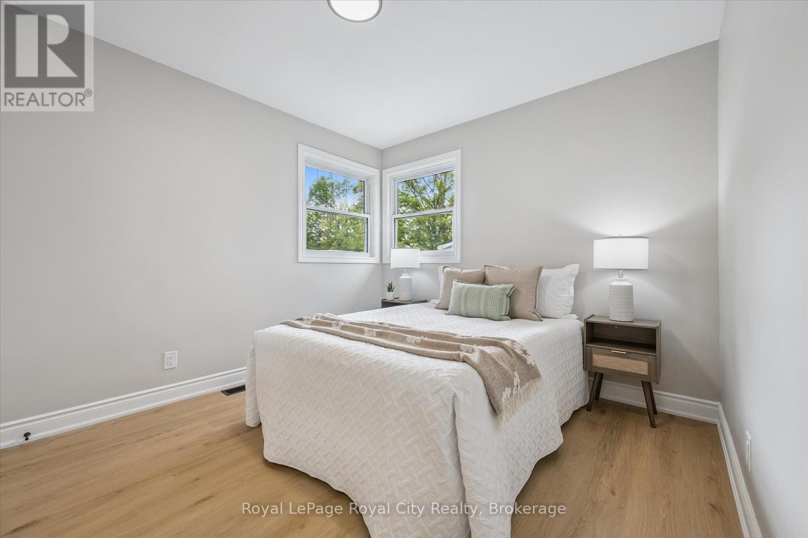 56 Dover Street, Waterloo, Ontario  N2J 1Z1 - Photo 20 - X12286892