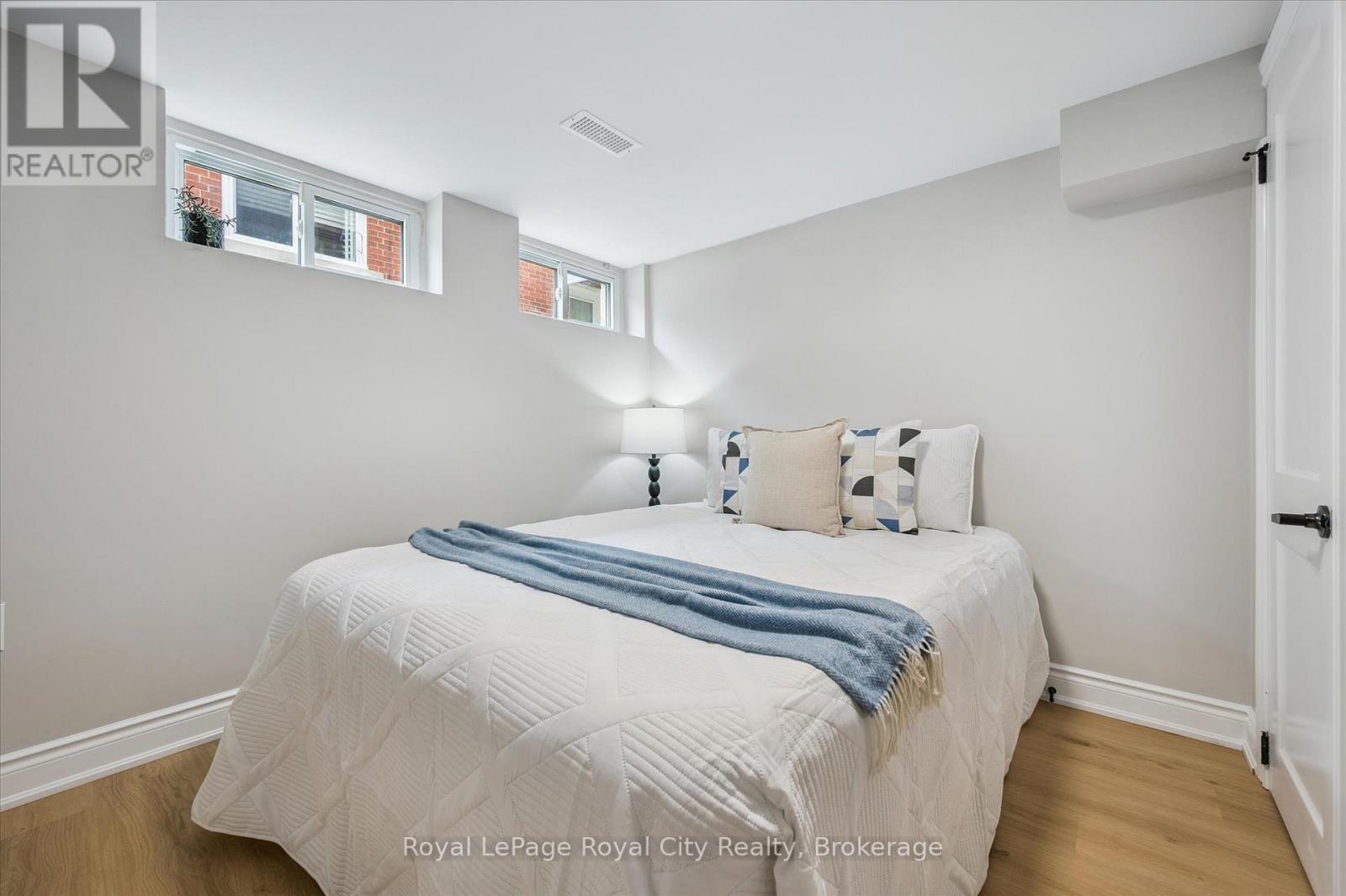 56 Dover Street, Waterloo, Ontario  N2J 1Z1 - Photo 28 - X12286892