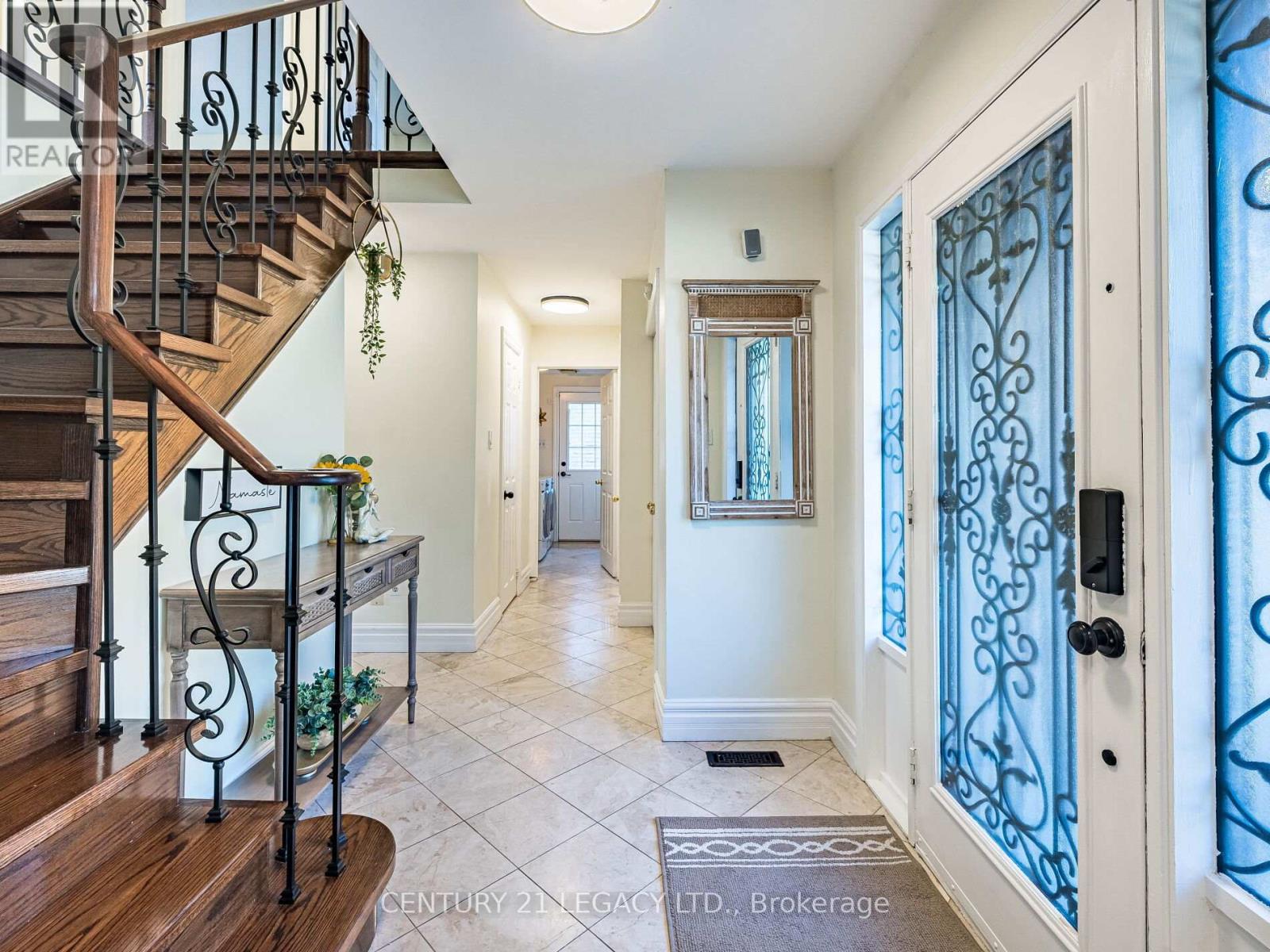 Property at 22 MAYFLOWER STREET image 4