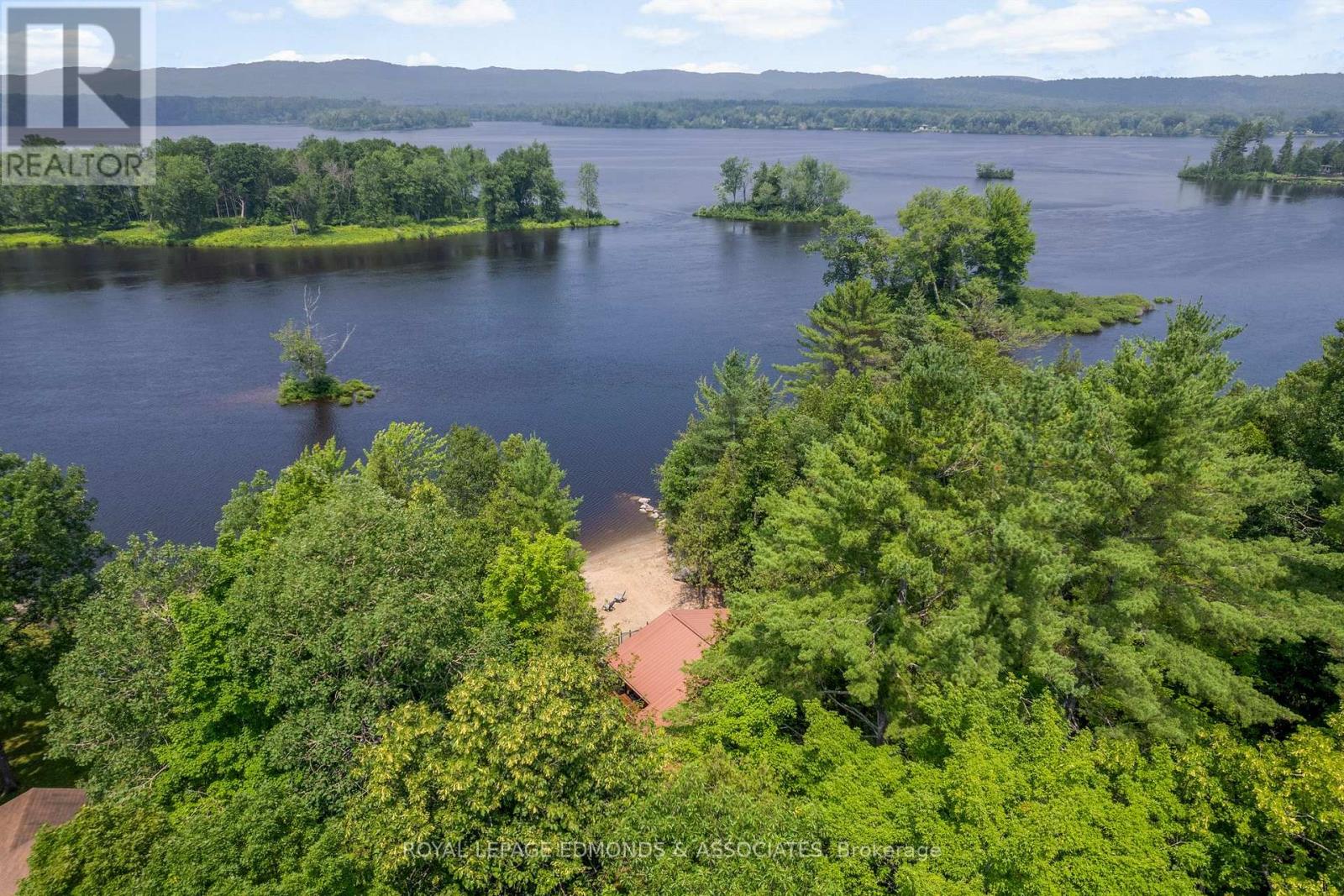 58 Sinkhole Trail, Whitewater Region, Ontario  K0J 2L0 - Photo 48 - X12286903