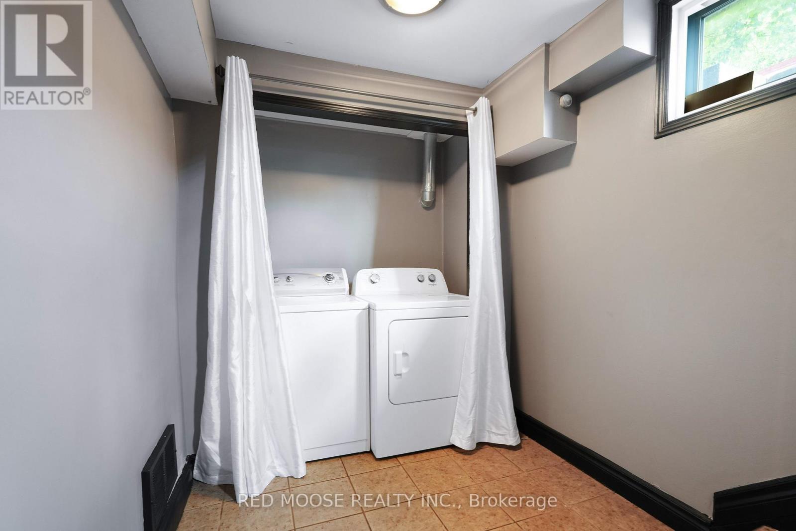 694 De L'eglise Street, Ottawa, Ontario  K1K 3K2 - Photo 29 - X12286832