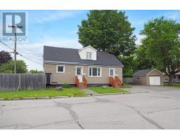 694 DE L'EGLISE STREET, Ottawa, Ontario