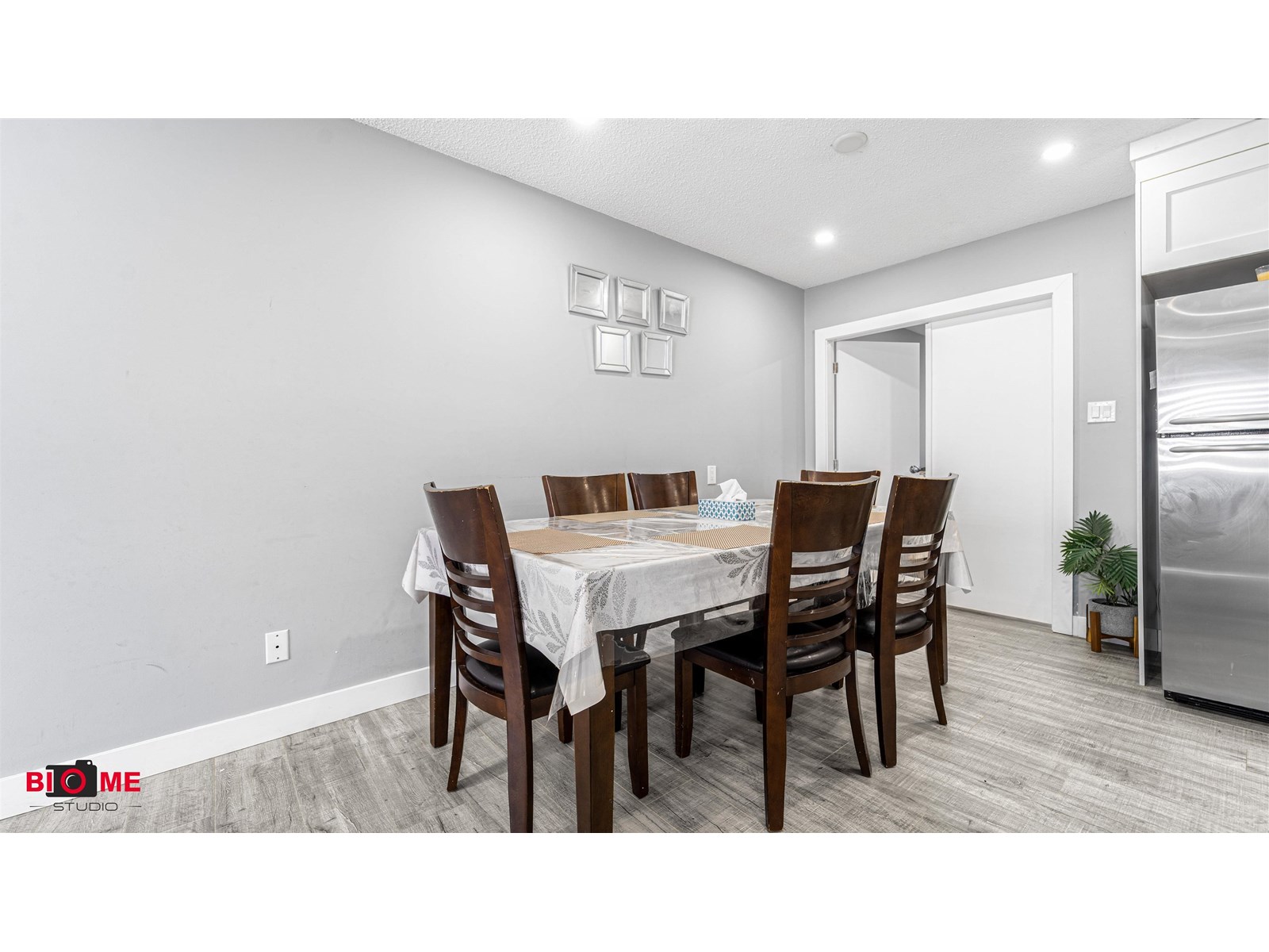 6661 141 Street, Surrey, British Columbia  V3W 6X1 - Photo 5 - R3026711