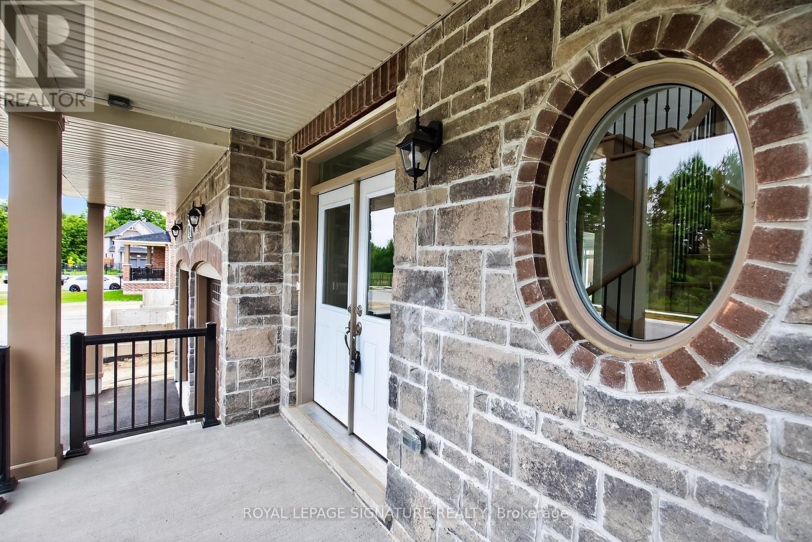Property at 79 BAYCROFT BOULEVARD image 3