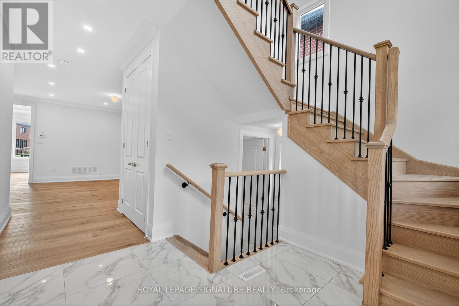 Property at 79 BAYCROFT BOULEVARD image 4