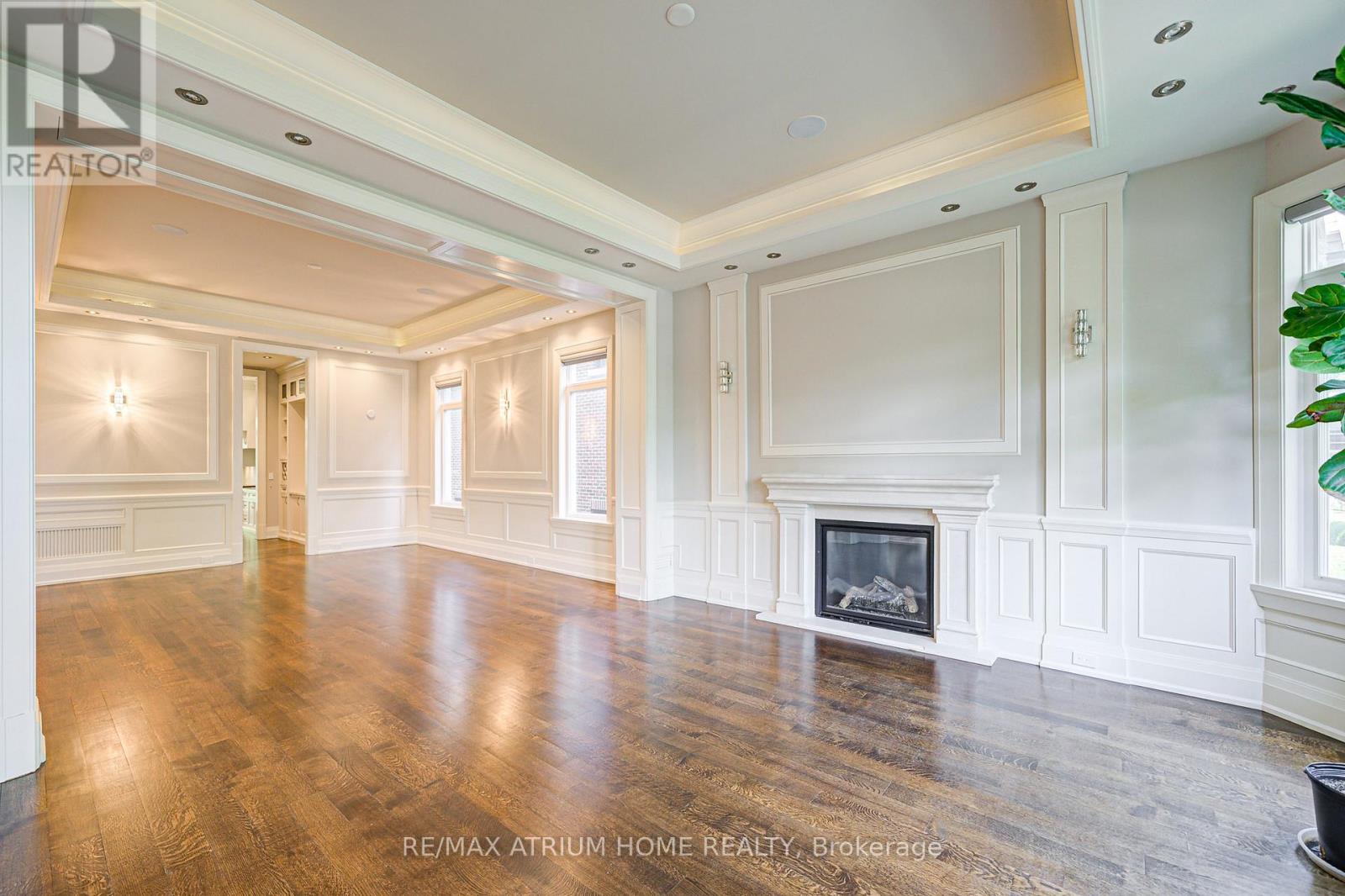 45 Boyle Drive, Richmond Hill (South Richvale), Ontario  L4C 6C8 - Photo 10 - N12286777