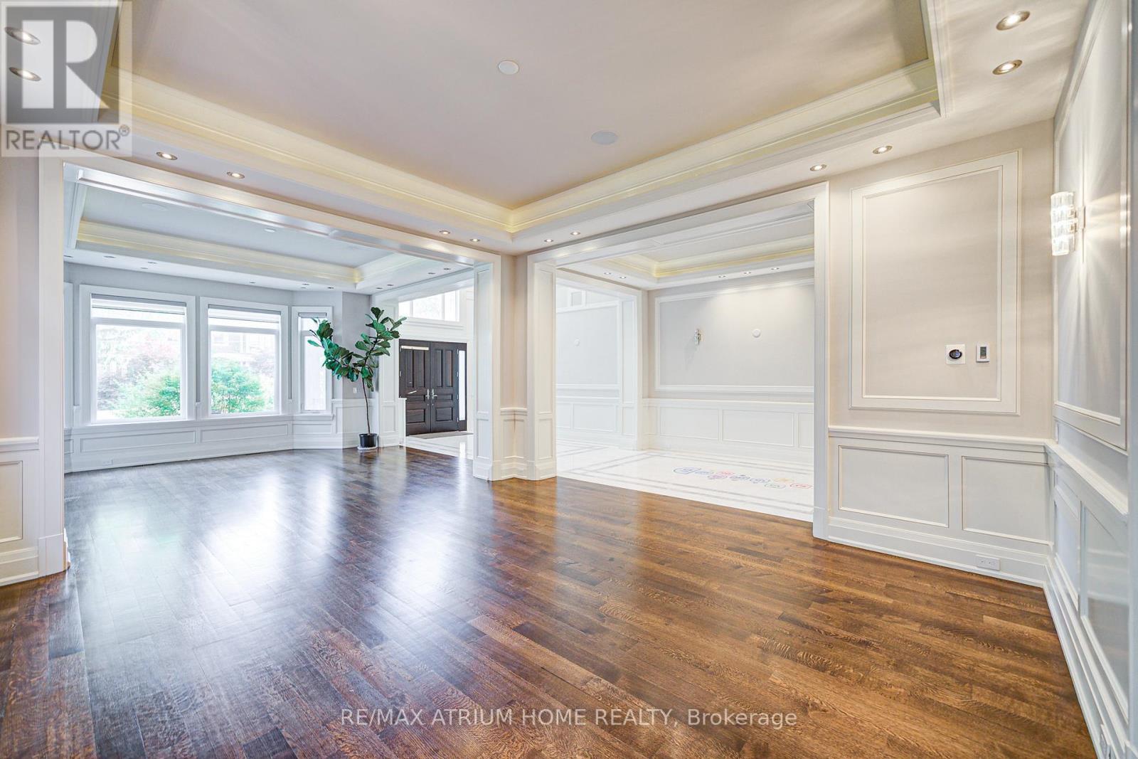 45 Boyle Drive, Richmond Hill (South Richvale), Ontario  L4C 6C8 - Photo 12 - N12286777